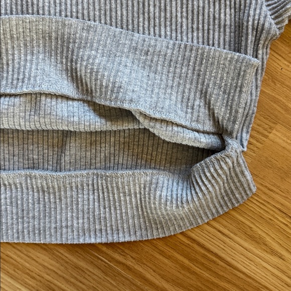 Alo Muse Hoodie ✨ size L - Picture 9 of 13